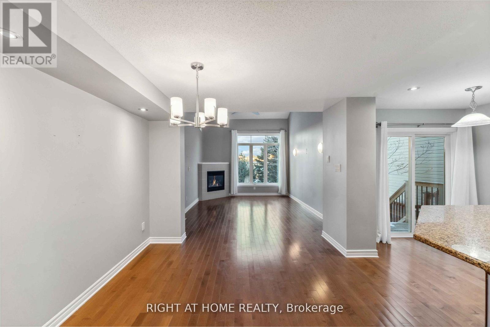 3 Bed, 3 Bath House for Rent in Ottawa – 130 TANDALEE CRESCENT, Ottawa – MLS# X13595356 - Image 8