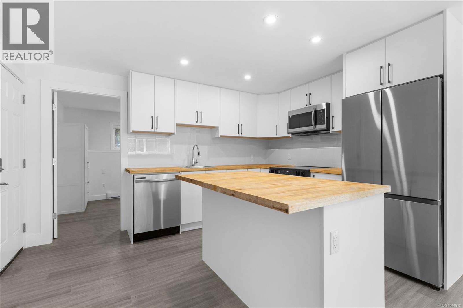 611 Niagara St - 39