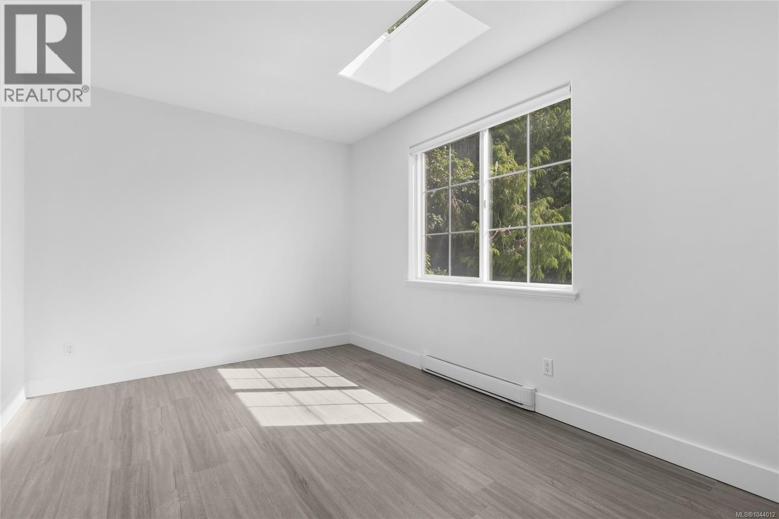 611 Niagara St - 42