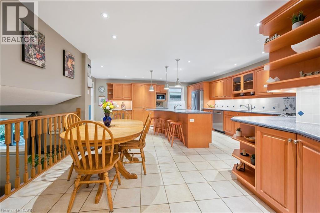 353 TWINFLOWER Crescent - 11