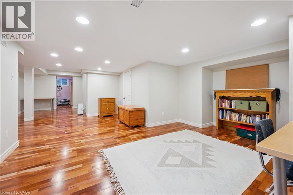 353 TWINFLOWER Crescent - 34