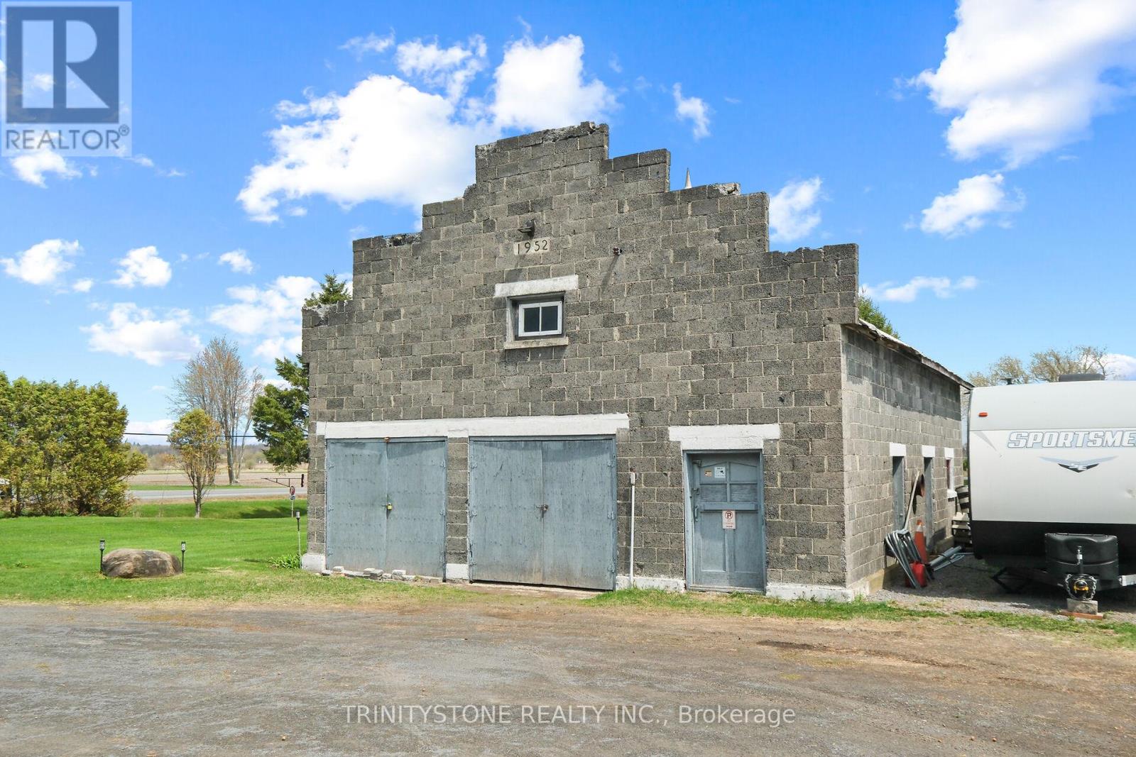 662 LACROIX ROAD - 7