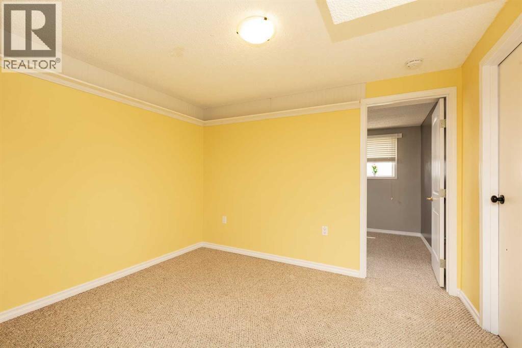 627 11 Street - 18
