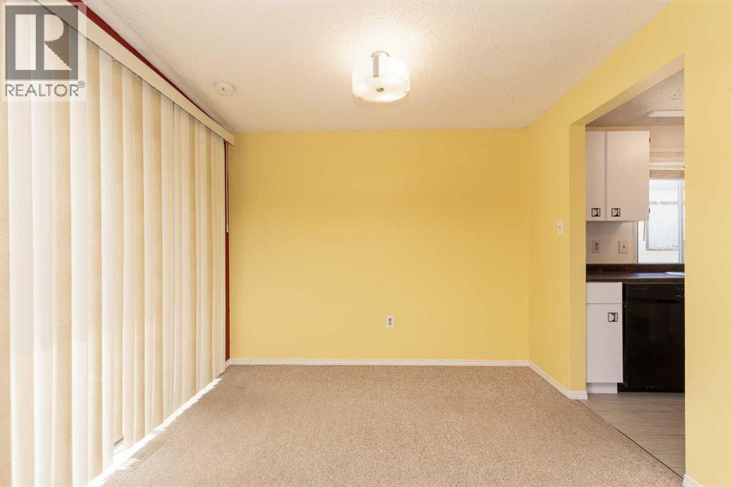 627 11 Street - 6