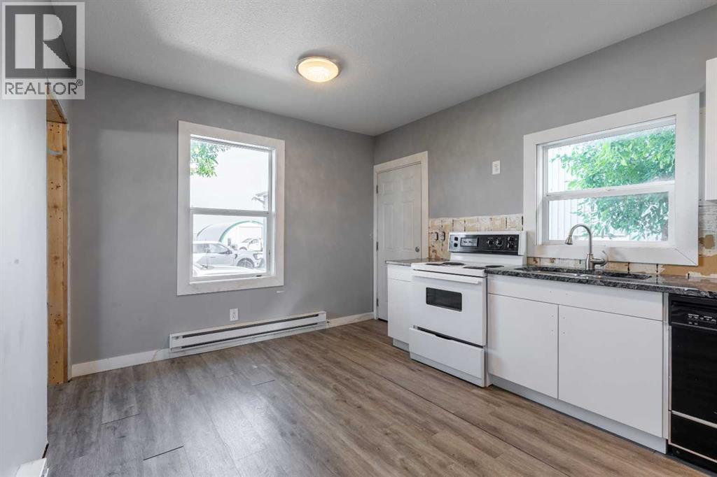 141 Stewart Avenue South - Photo 45