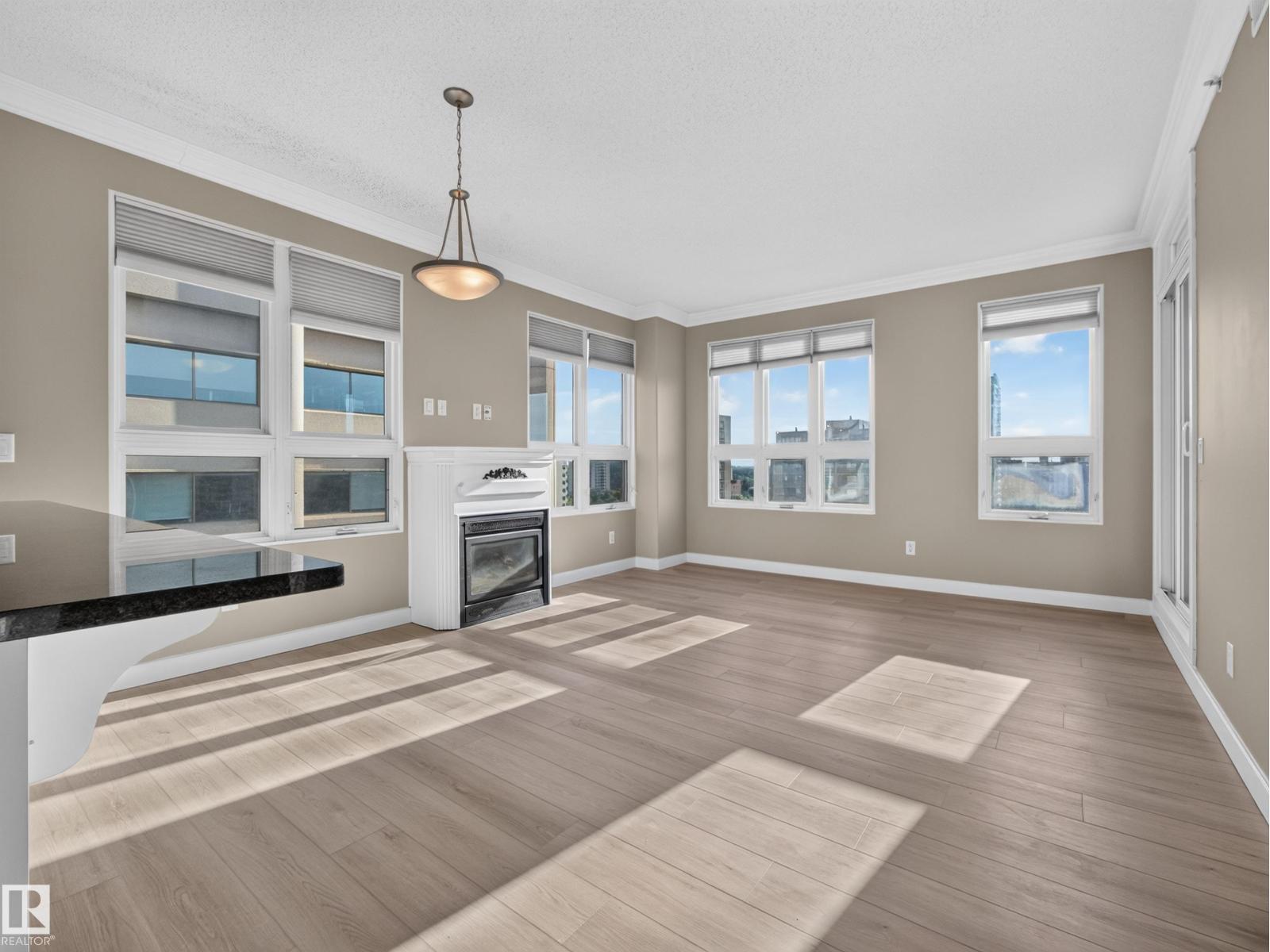 #1208 9939 109 ST NW - 2