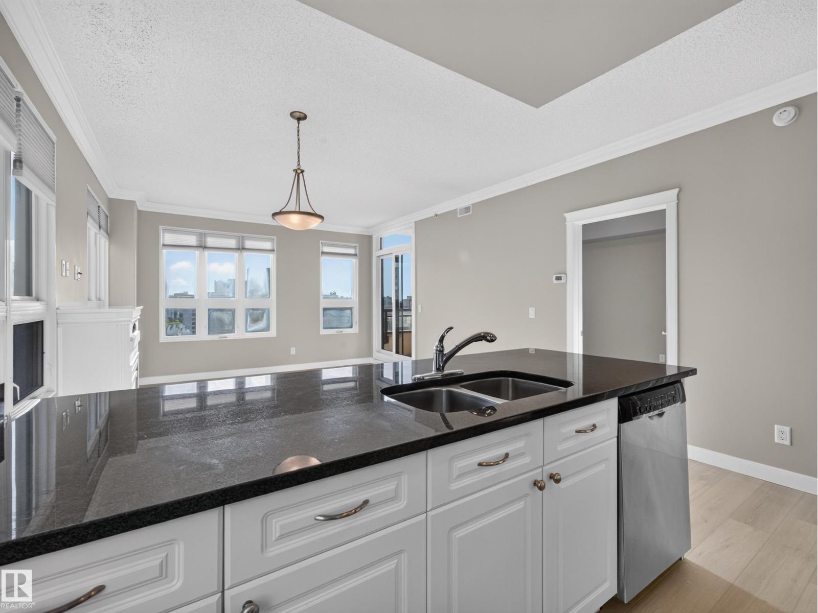 #1208 9939 109 ST NW - 21