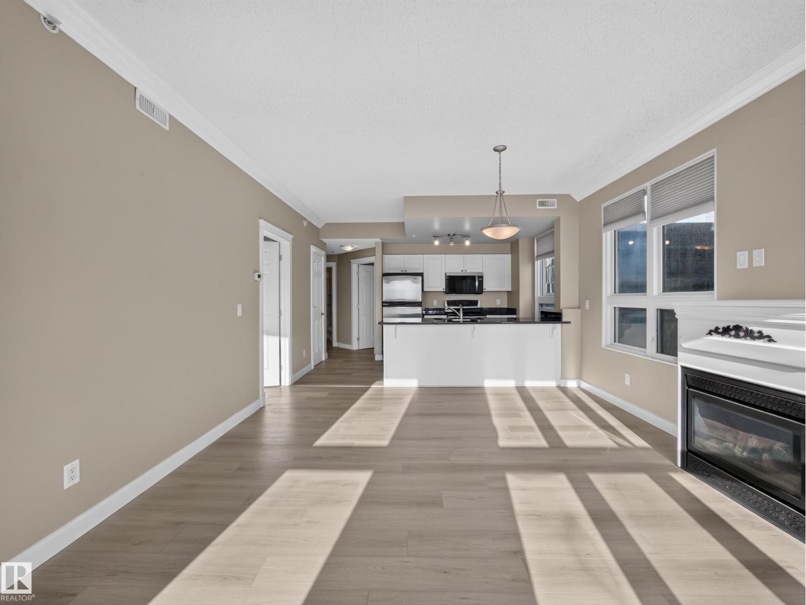 #1208 9939 109 ST NW - 26