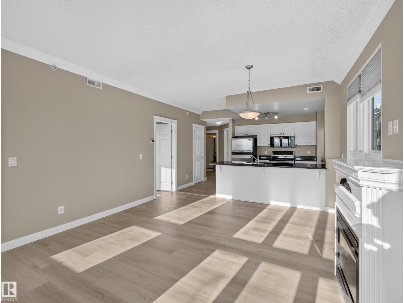 #1208 9939 109 ST NW - 27