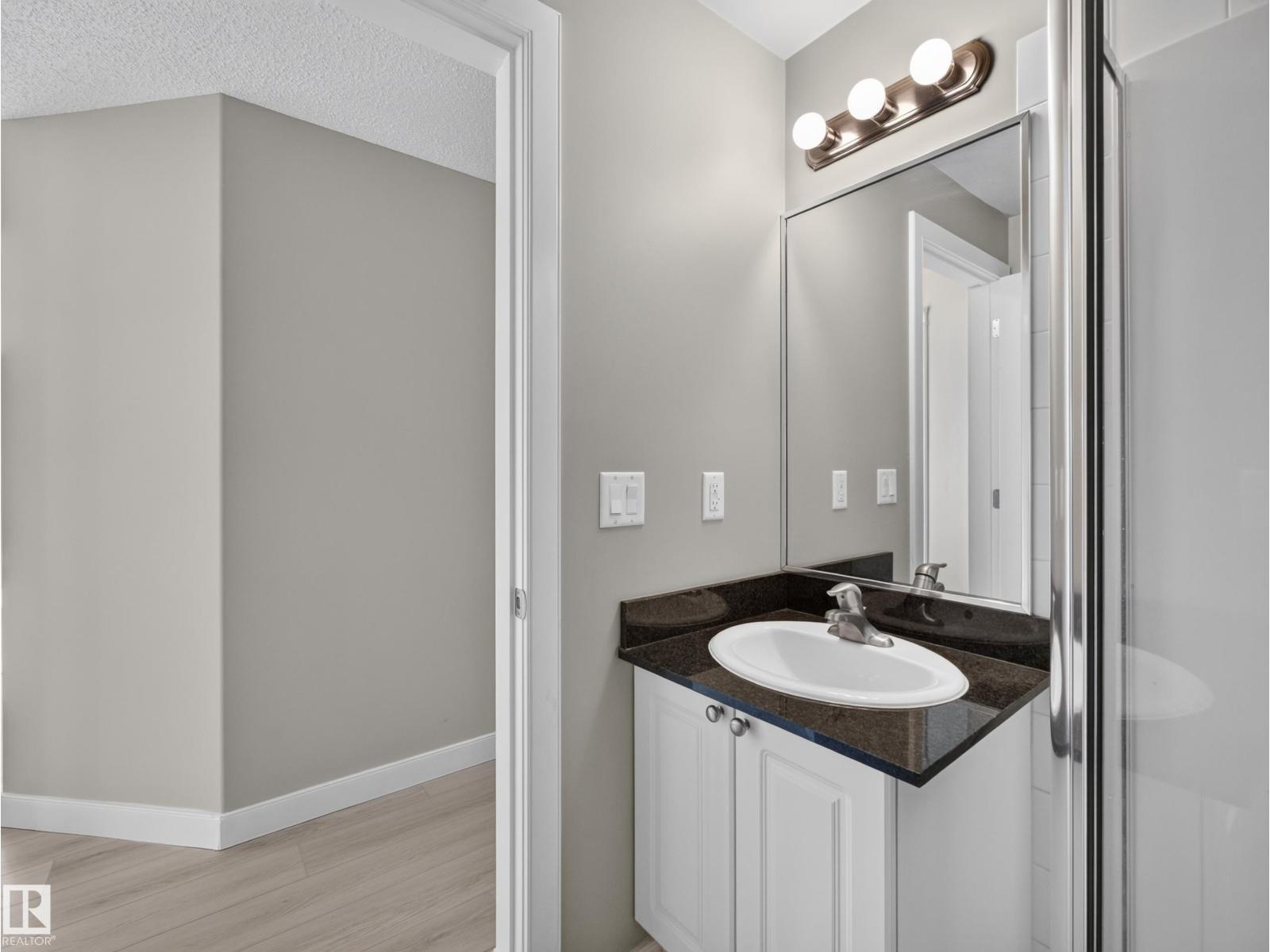 #1208 9939 109 ST NW - 32