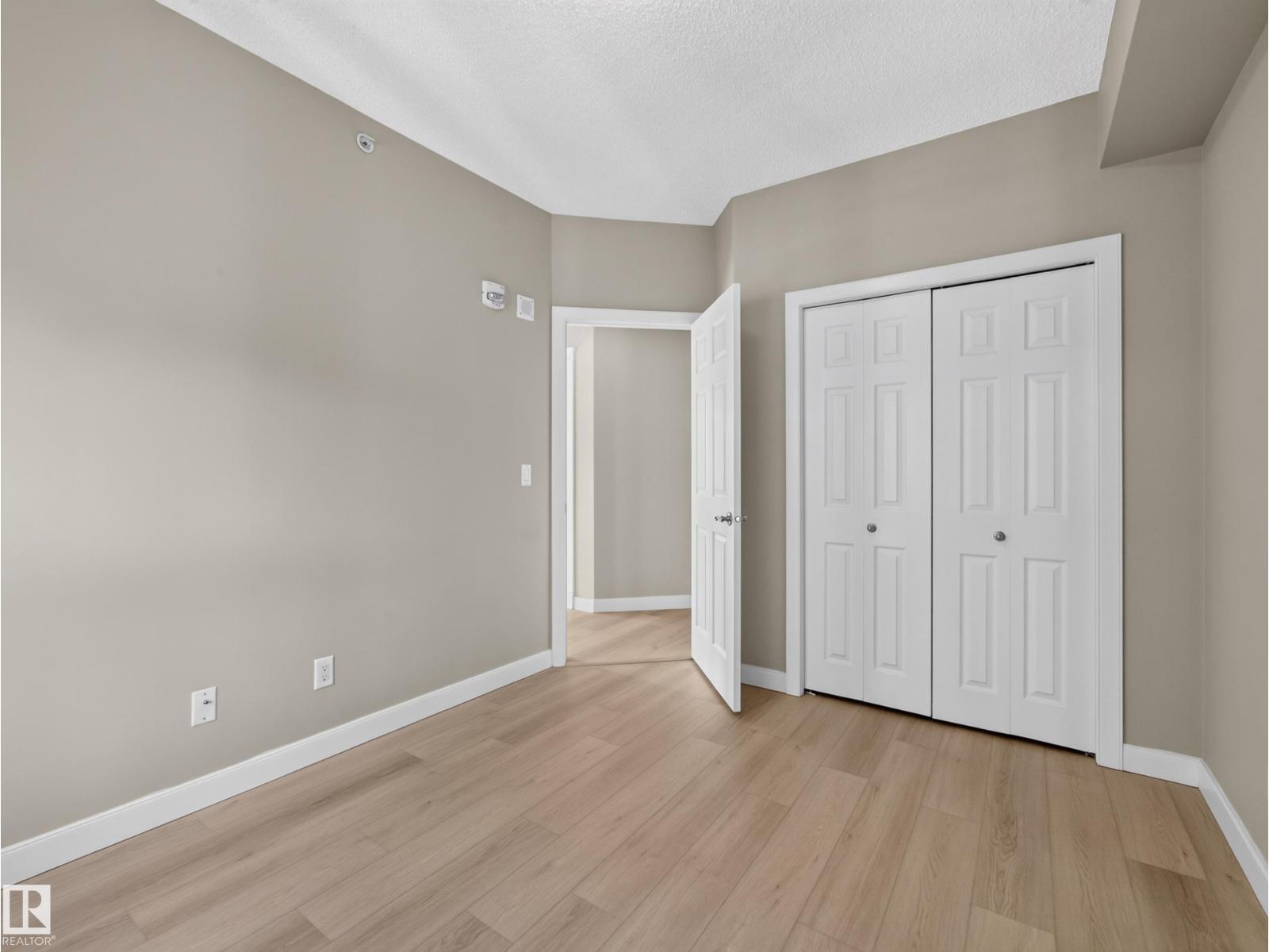 #1208 9939 109 ST NW - 34