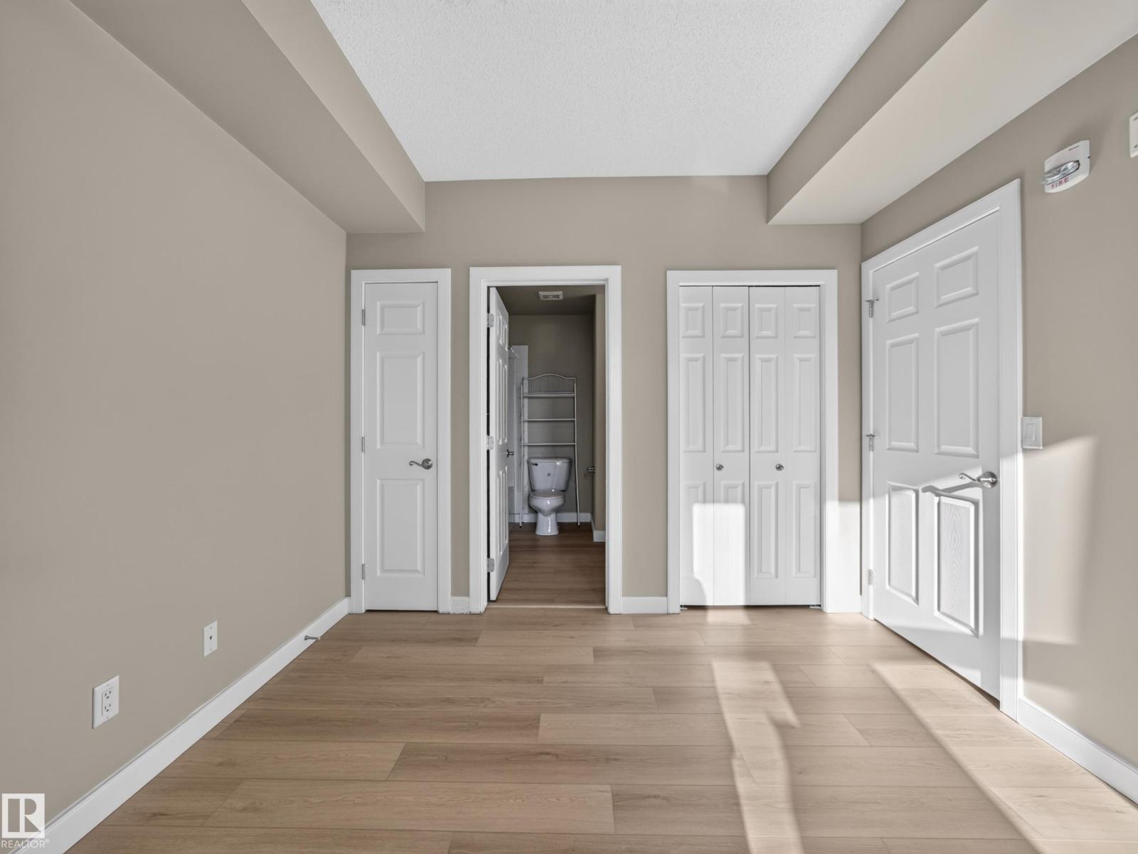 #1208 9939 109 ST NW - 40