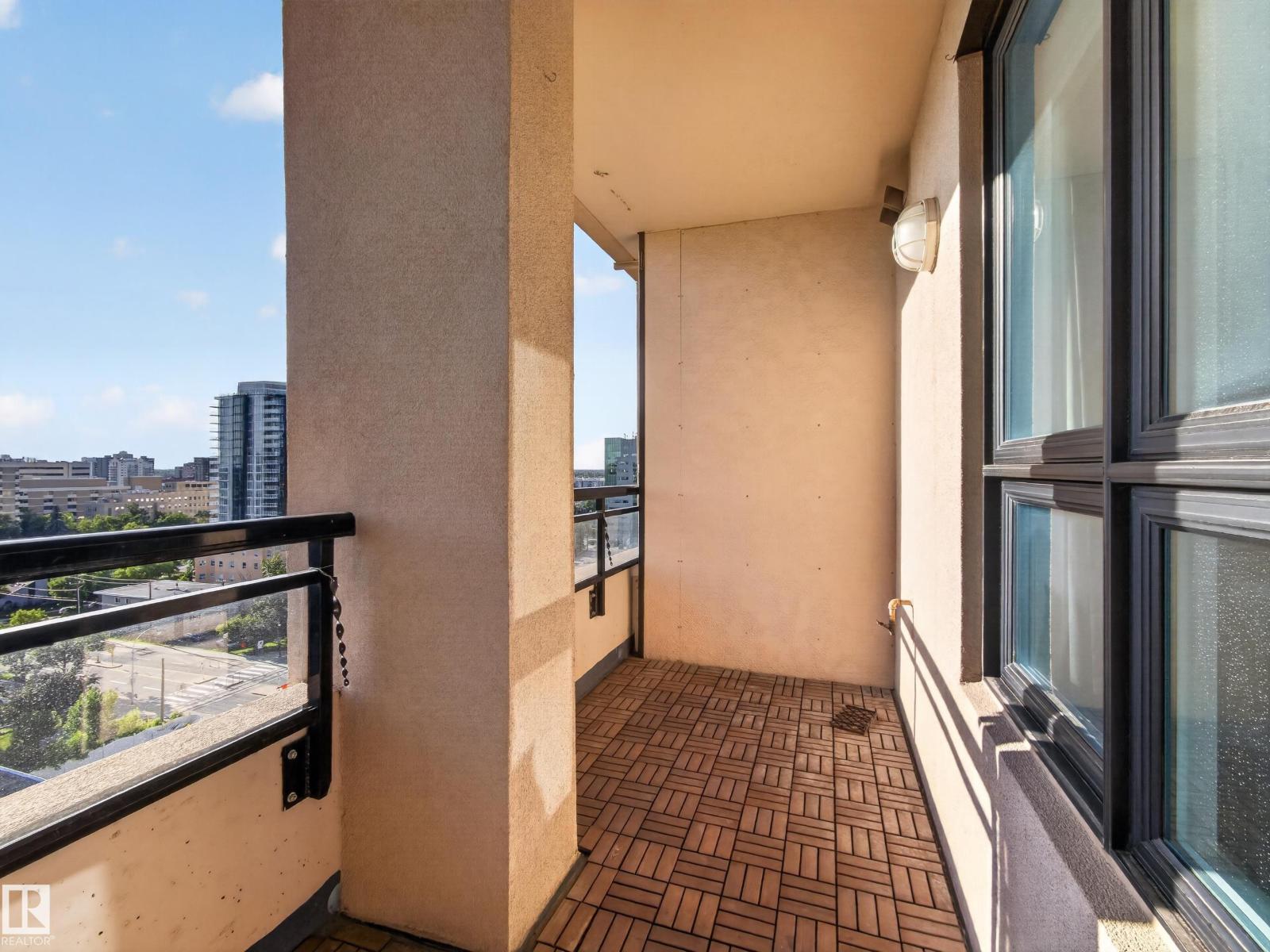 #1208 9939 109 ST NW - 41