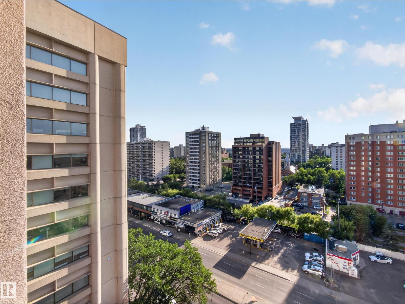 #1208 9939 109 ST NW - 47