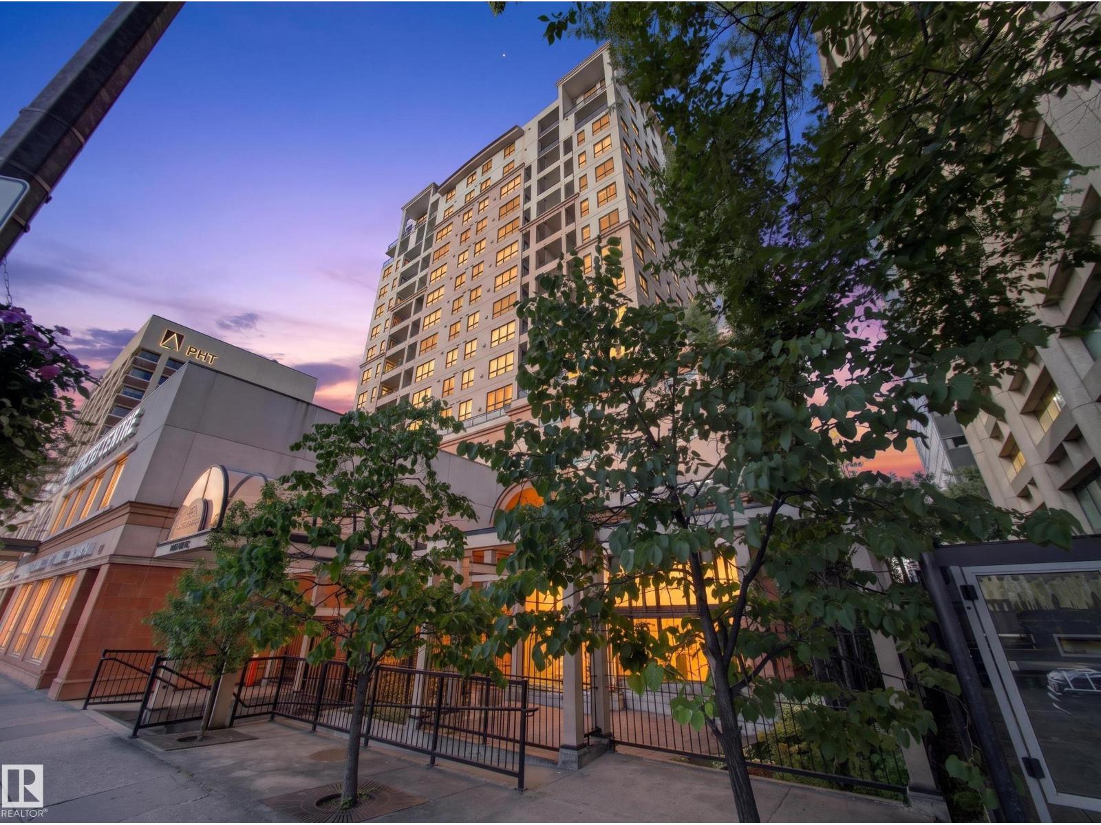 #1208 9939 109 ST NW - 55