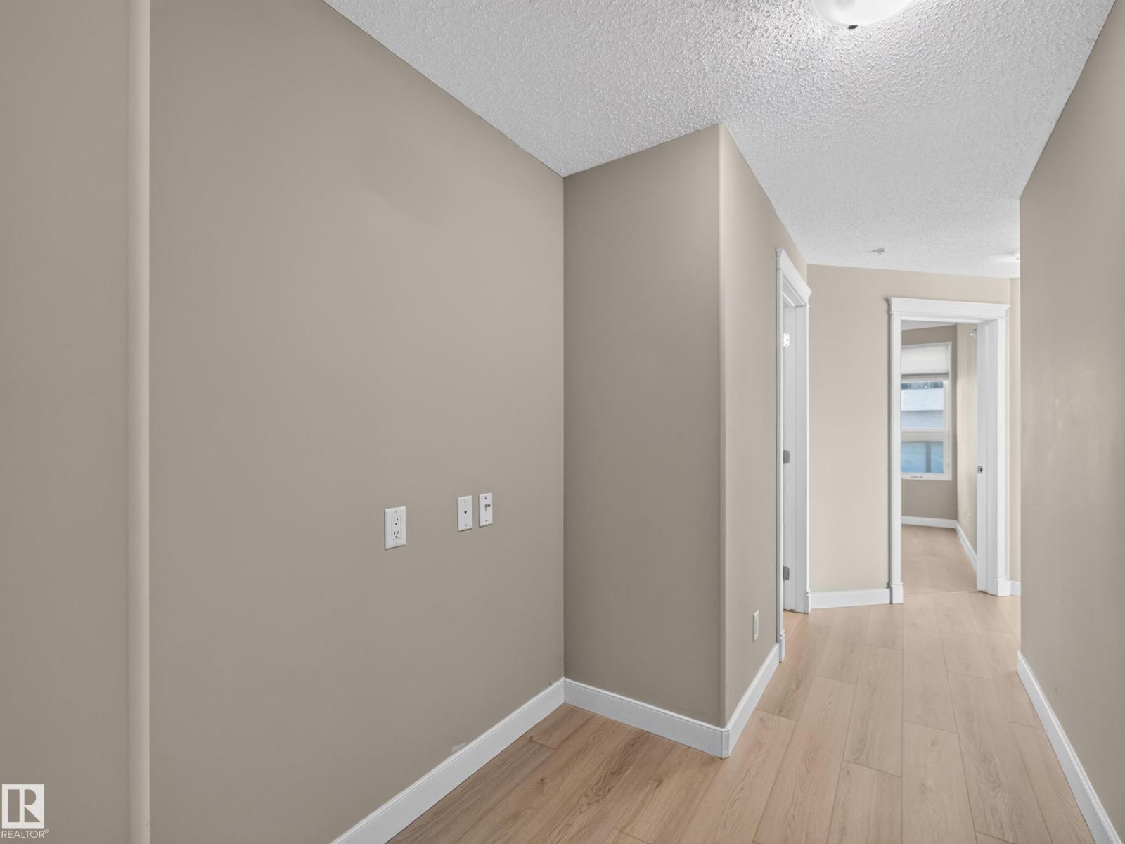 #1208 9939 109 ST NW - 8