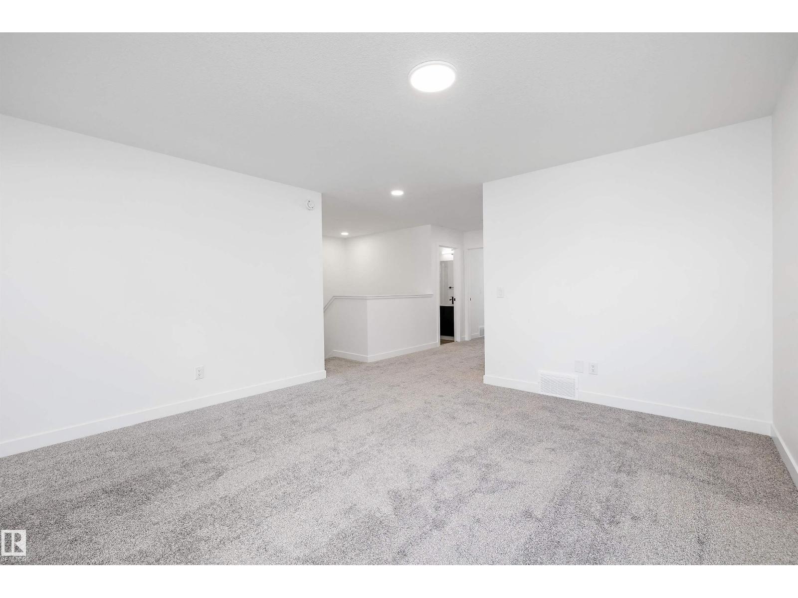 19304 29 AV NW - 29