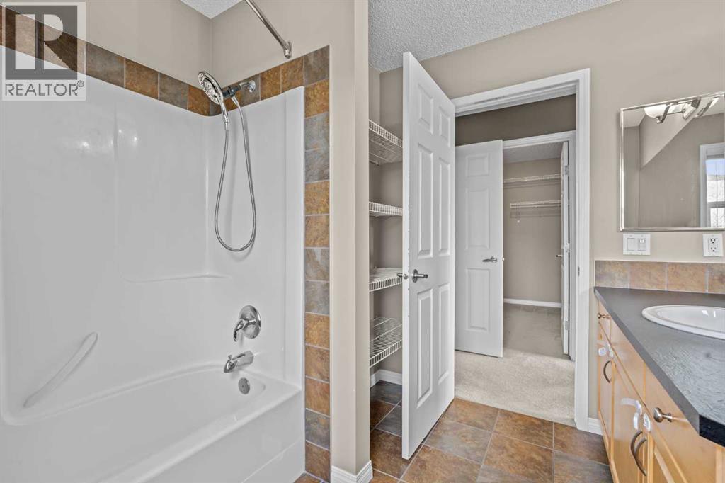 2362 Sagewood Crescent SW - 34