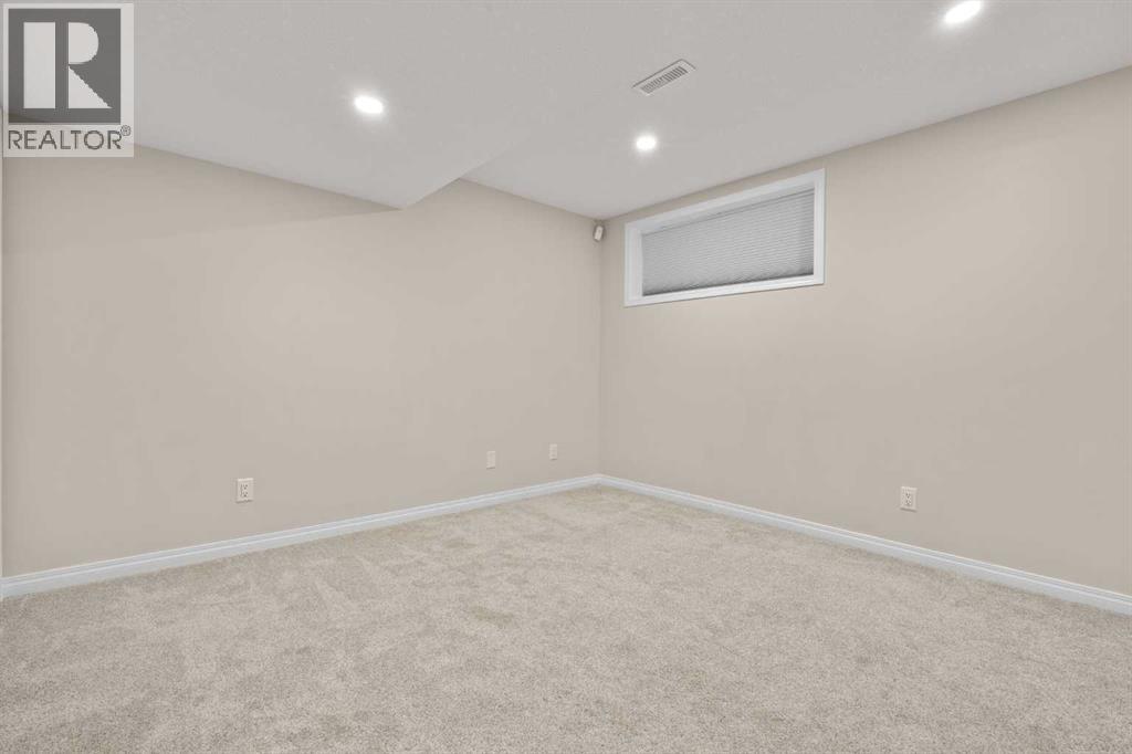 2362 Sagewood Crescent SW - 43
