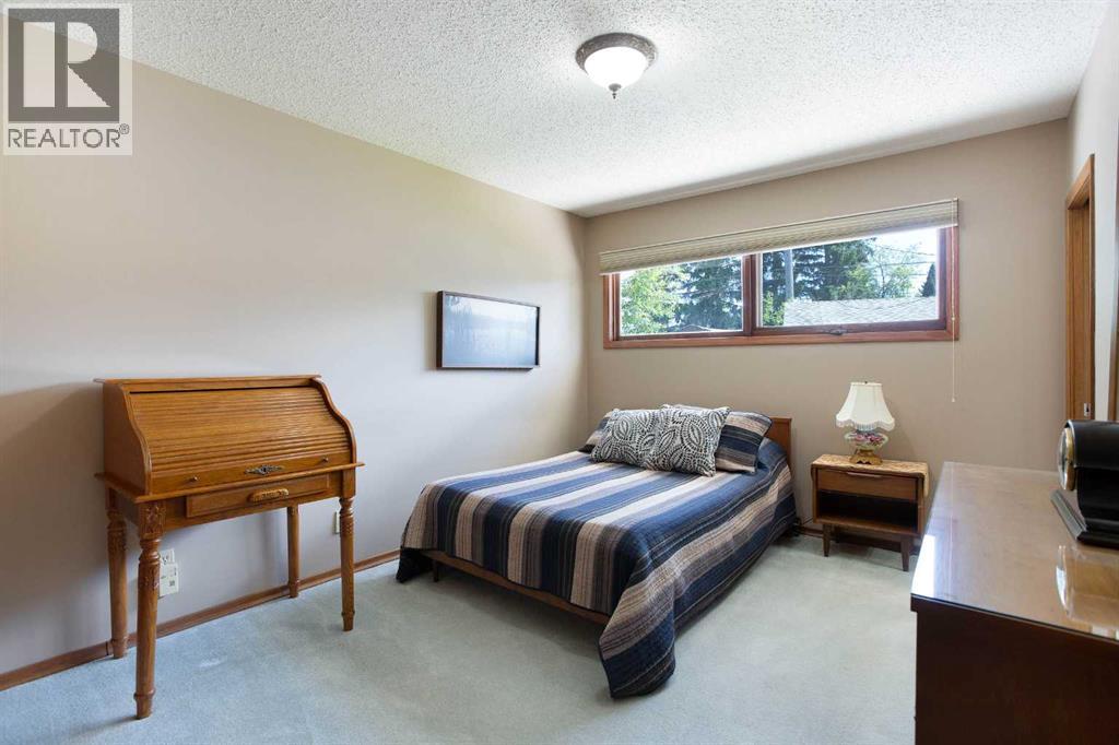 723 Seattle Drive SW - 16