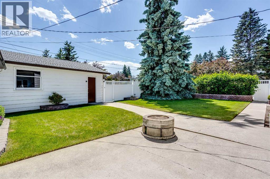 723 Seattle Drive SW - 39