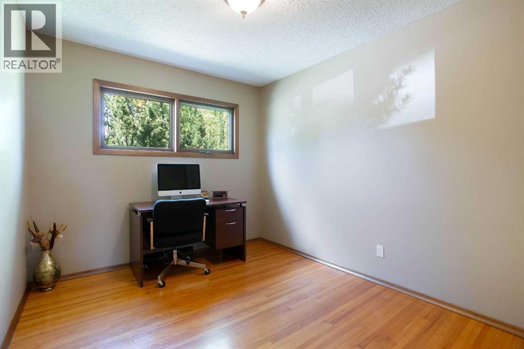 723 Seattle Drive SW - 19