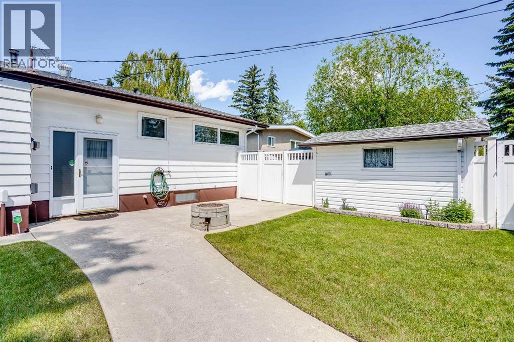 723 Seattle Drive SW - 37