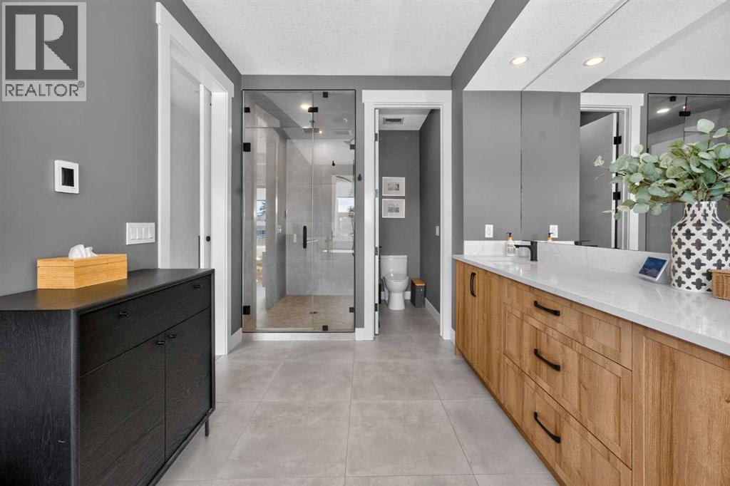 2430 26 Street SW - Image 26