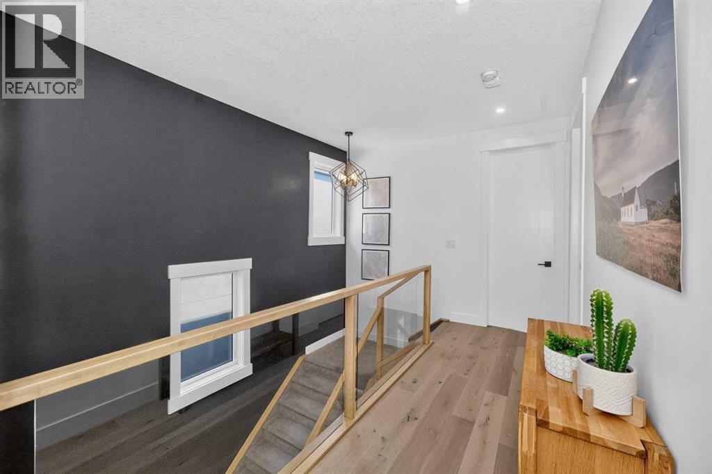 2430 26 Street SW - Image 28