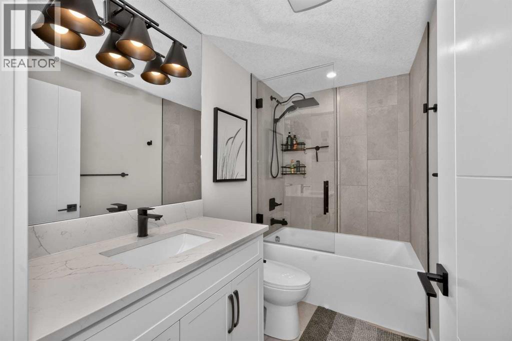 2430 26 Street SW - Image 33