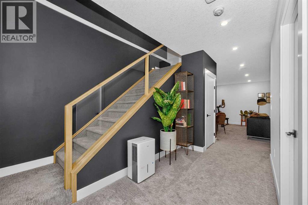 2430 26 Street SW - Image 34