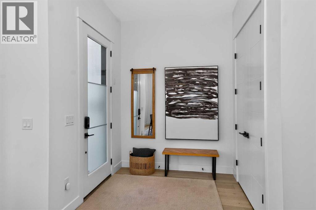 2430 26 Street SW - Image 5