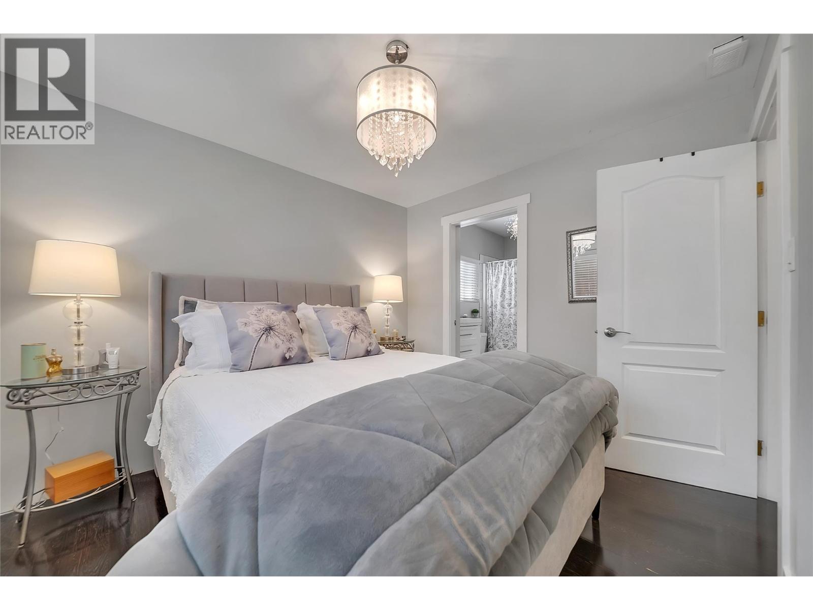 1366 Ridgedale Avenue - 21