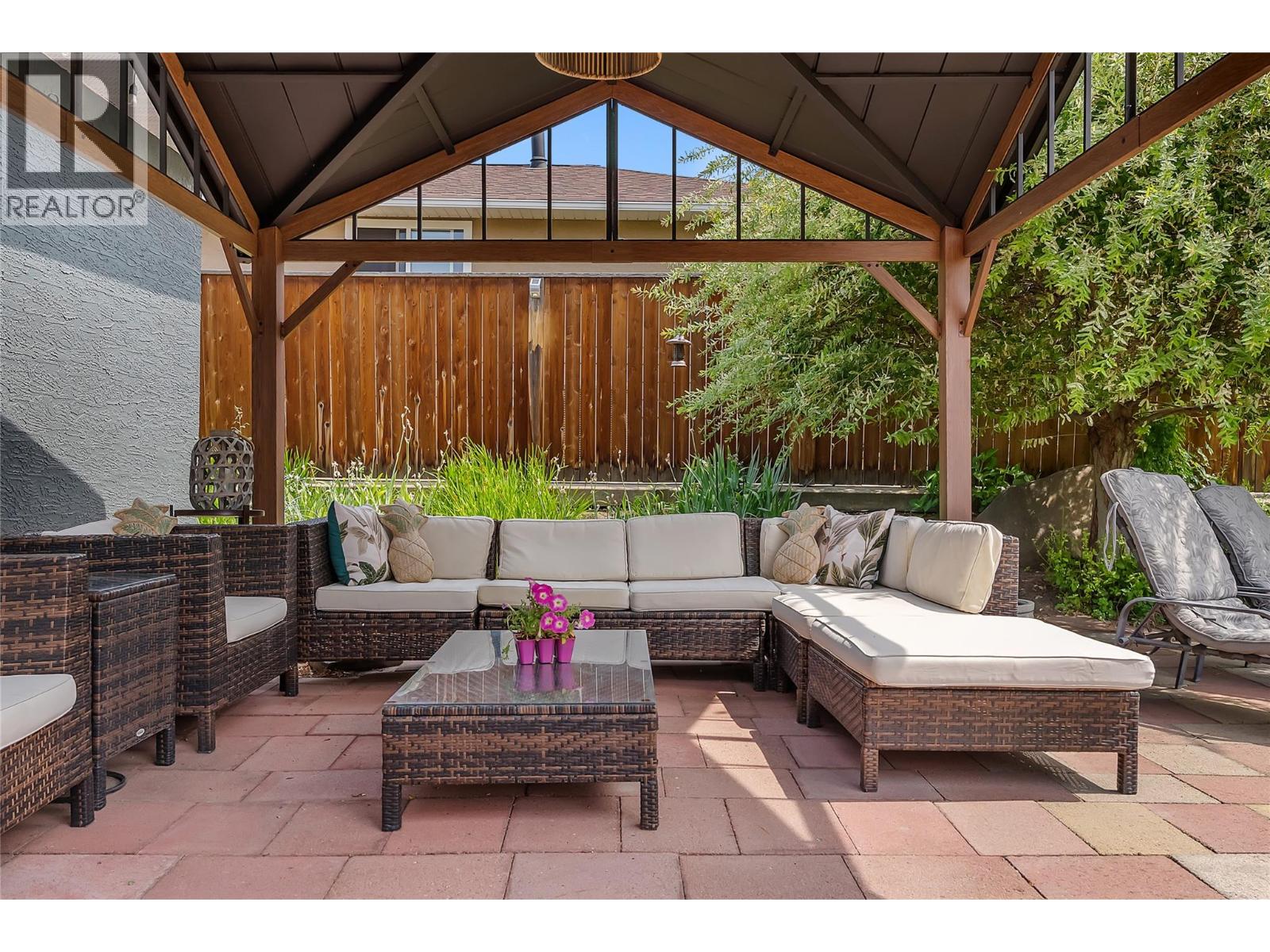 1366 Ridgedale Avenue - 25