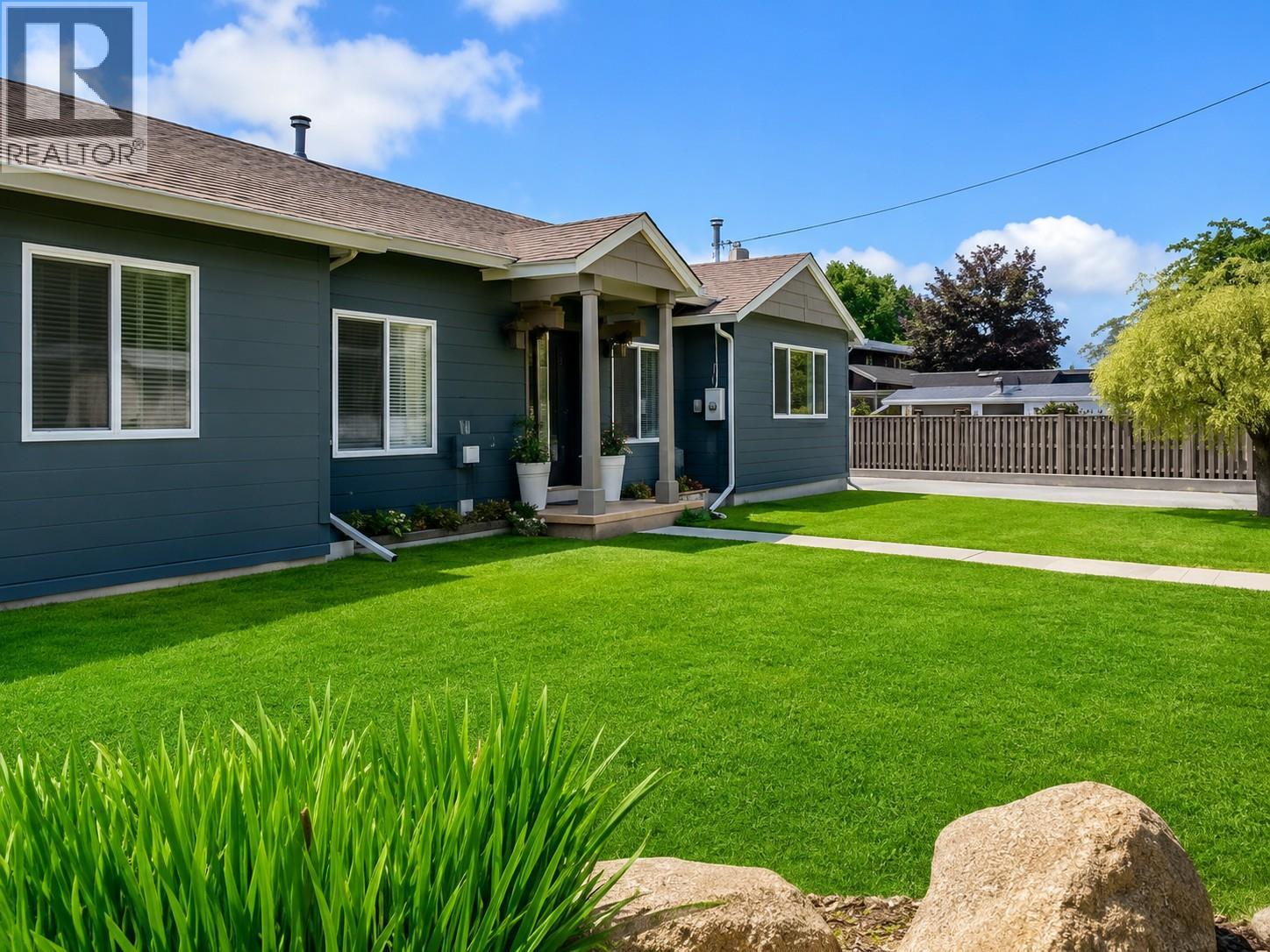 1366 Ridgedale Avenue - 27
