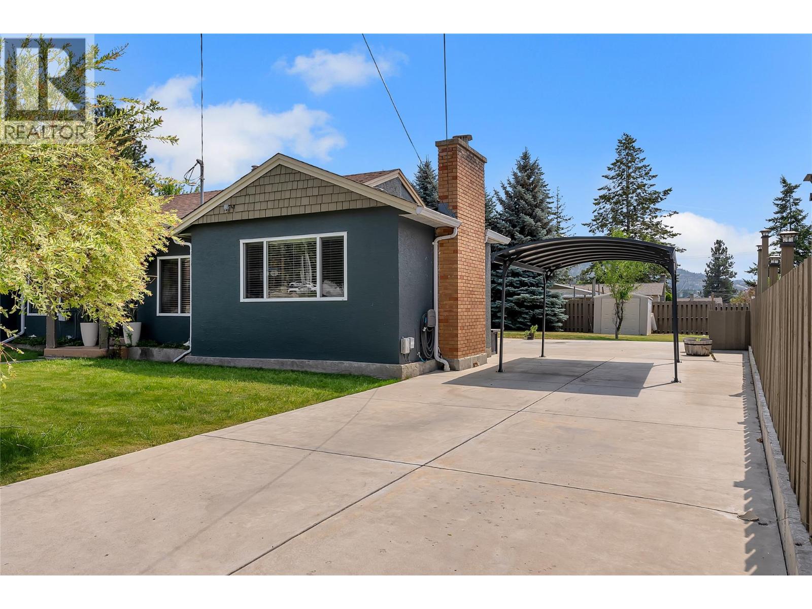 1366 Ridgedale Avenue - 28