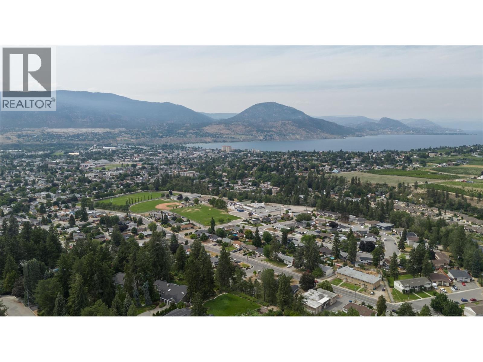 1366 Ridgedale Avenue - 32