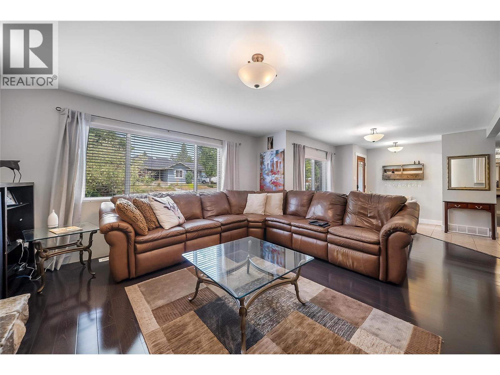 1366 Ridgedale Avenue - 6