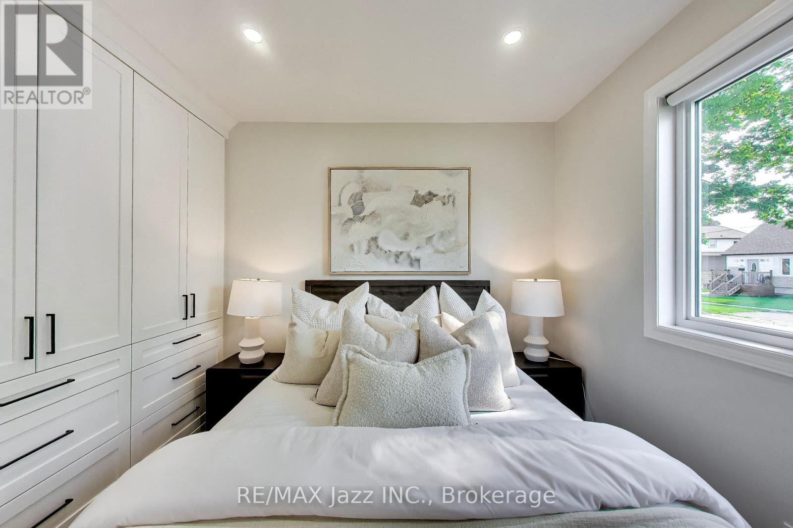 397 BEVERLY STREET - Image 11