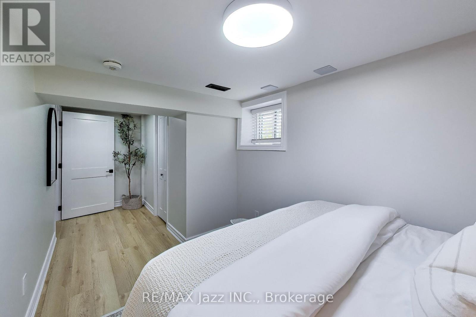 397 BEVERLY STREET - Image 21