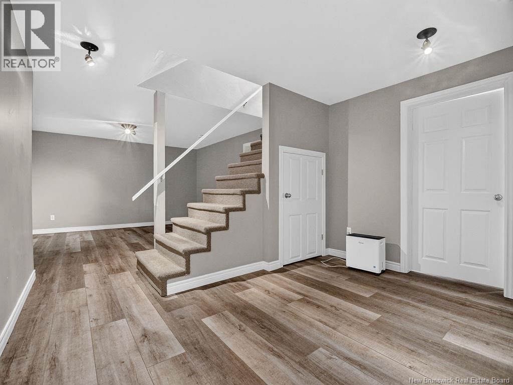 121 Cherrylawn Drive - Image 29