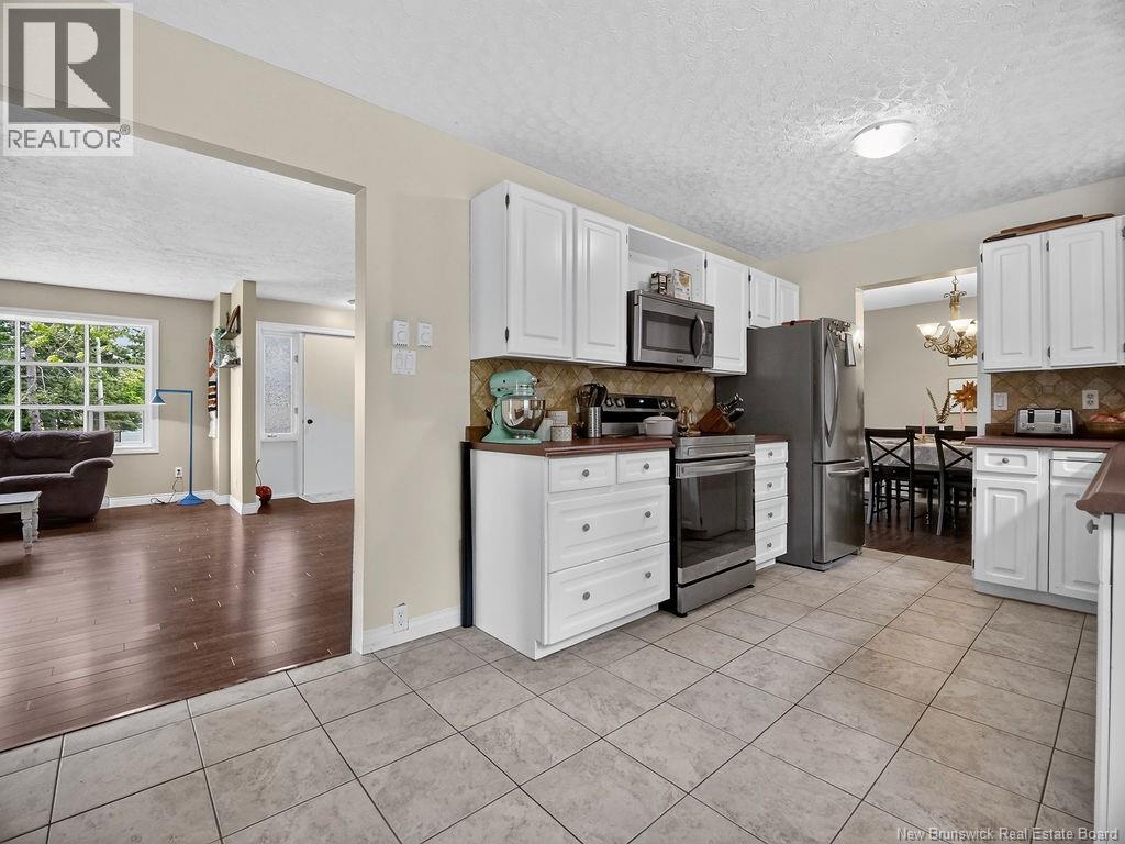 121 Cherrylawn Drive - 4