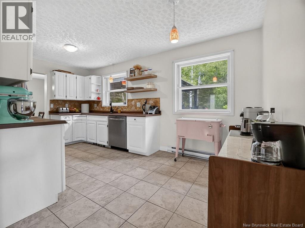 121 Cherrylawn Drive - Image 9