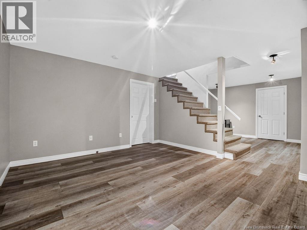 121 Cherrylawn Drive - Image 33
