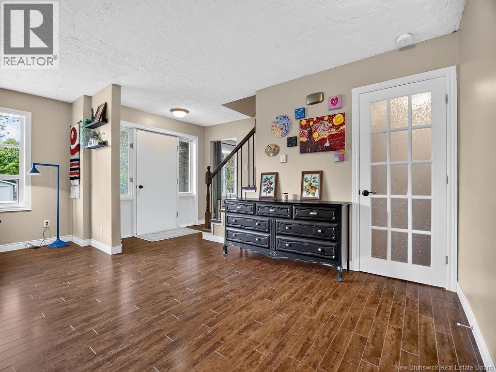 121 Cherrylawn Drive - 18