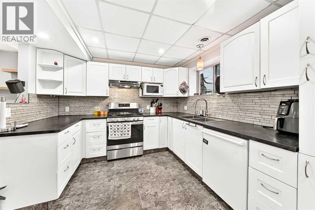 67 Newcombe Crescent - 25