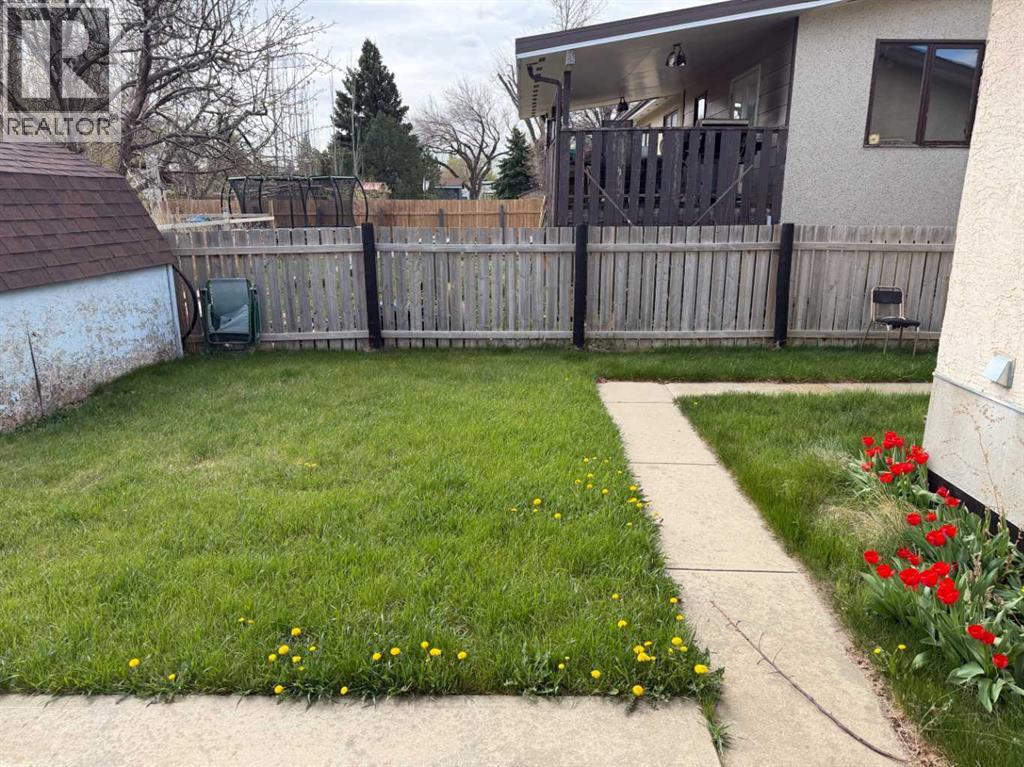 5411 46 Street - 40