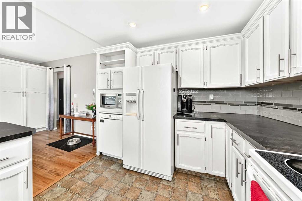 67 Newcombe Crescent - 5