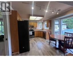 Primary Bedroom - 100 Elk Rd, Lake Cowichan, BC V0R2G0 Photo 7