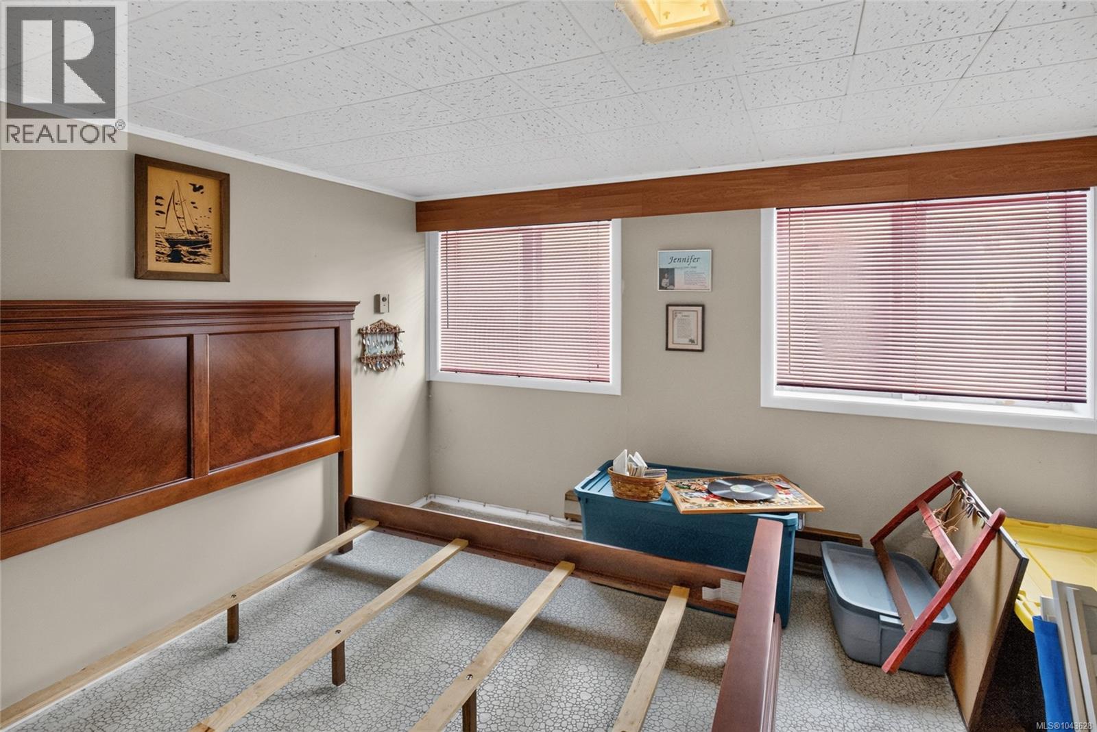 3966 6th Ave - 13